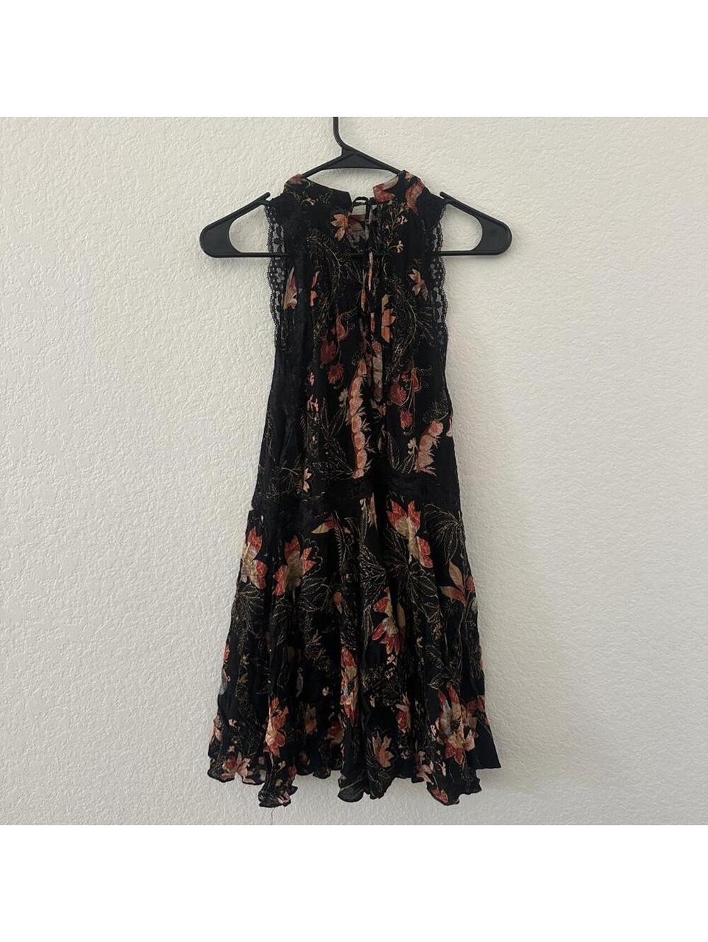 Free People Black floral midi dress with lace trim - Picture 4 of 4